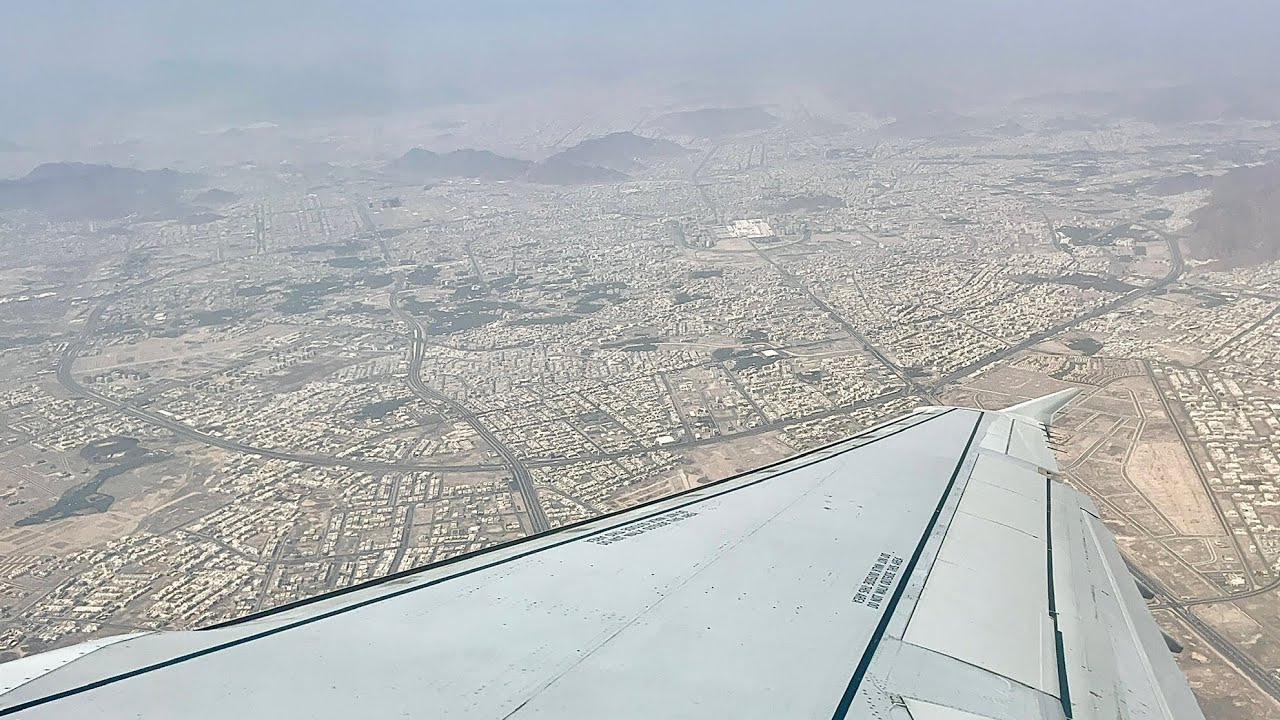 لقطات جوية خلّابة للمدينة المنورة من الطائرة 🤩