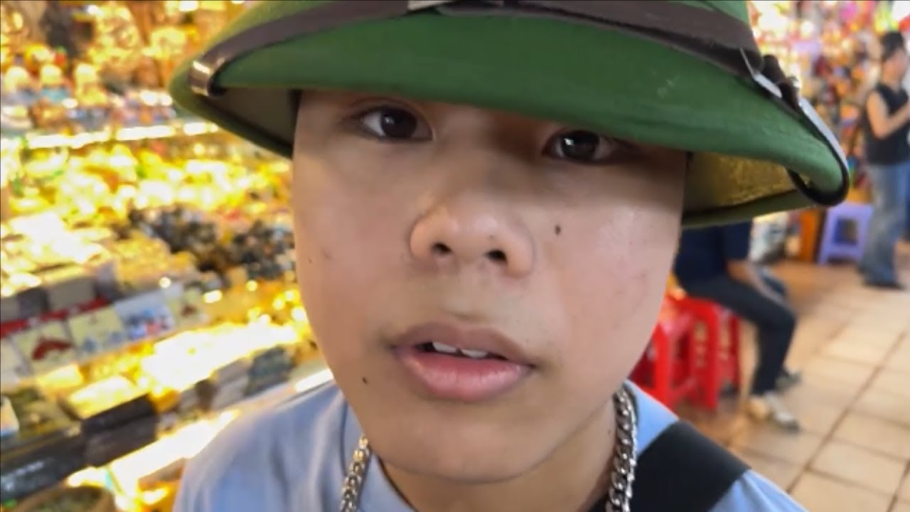 MREKK GOT SCAMMED AT VIETNAMESE MARKET