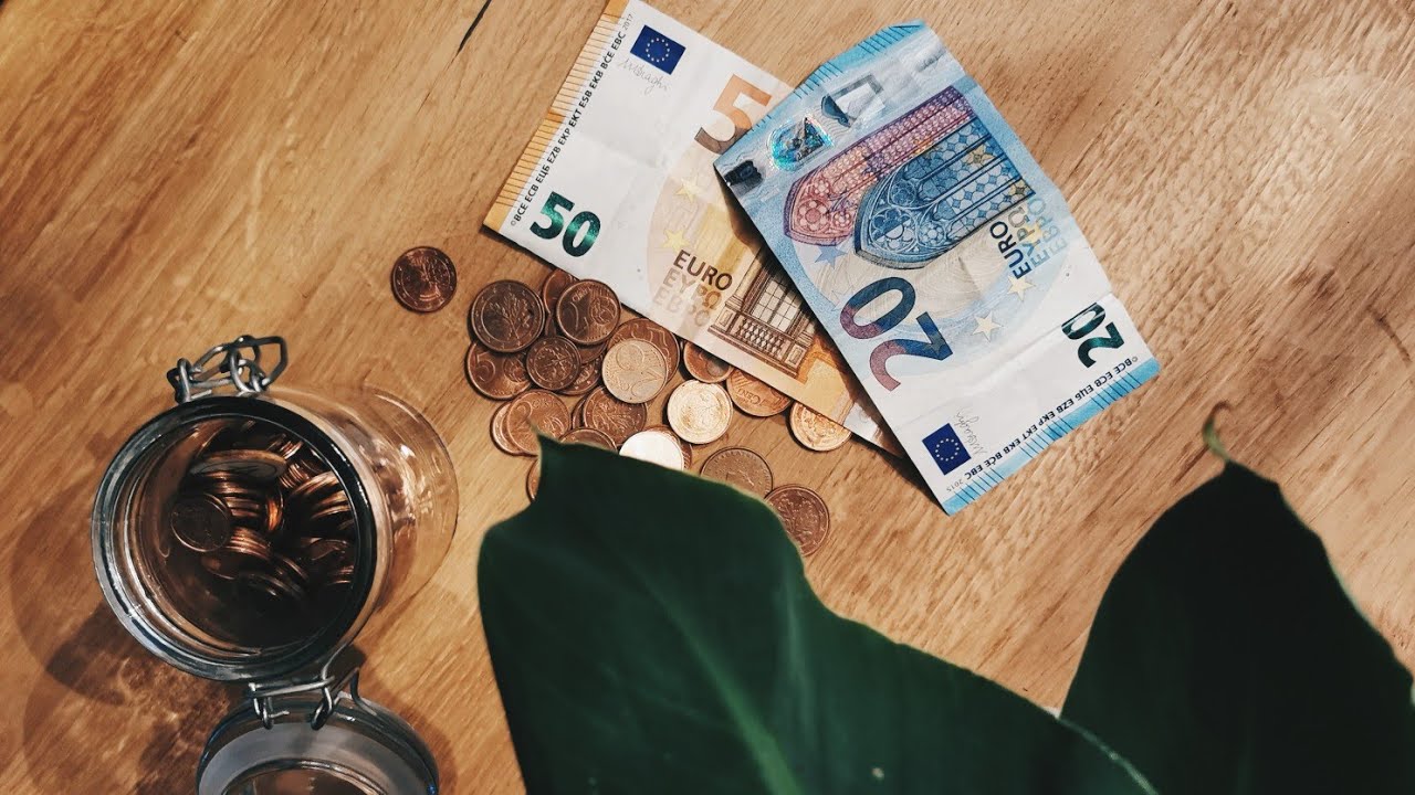 10 Youtuber:innen  und ihre Tipps zum Geld sparen durch Nachhaltigkeit
