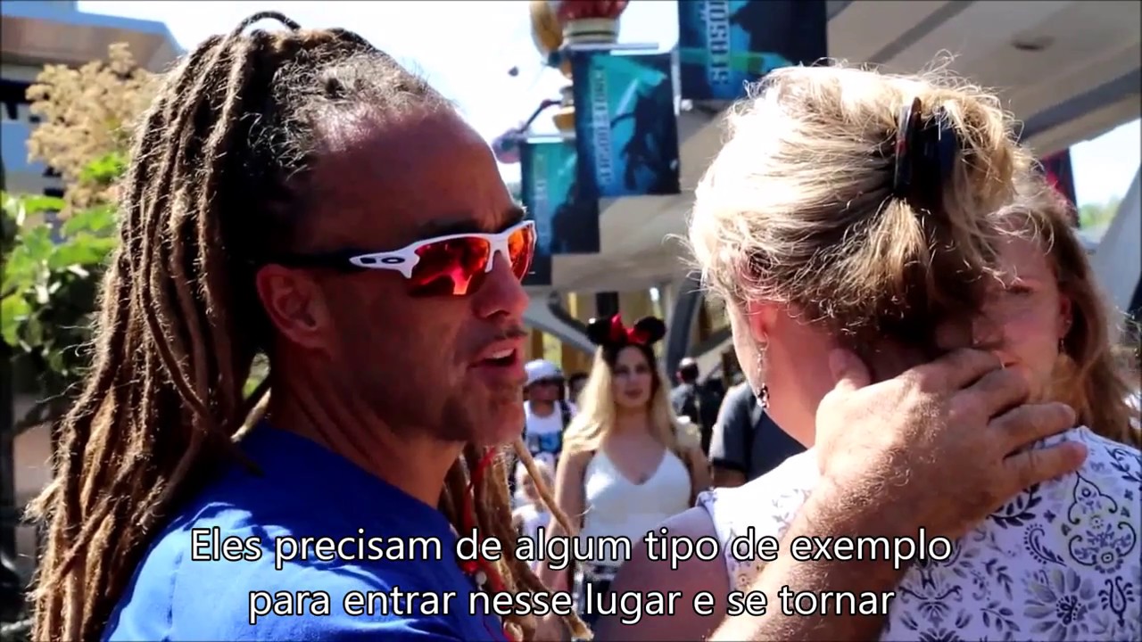 Somos Luz em Meio as Trevas (Documentário Legendado) - Todd White