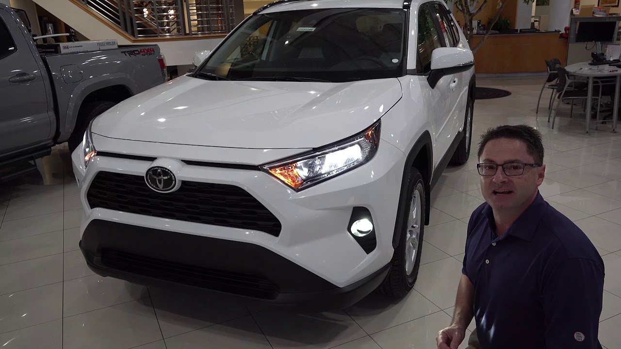 2020 RAV4 XLE with LED Fog Lights and many other accessories