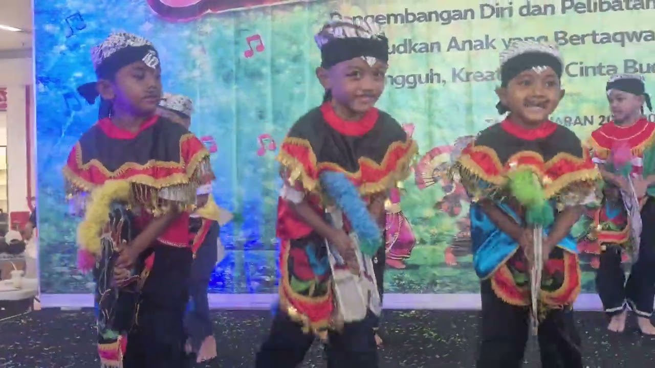 Gelar Kreativitas Anak TK ABA 2 Batam || Tari Kreasi Jaranan darj Kelompok B5 Putra