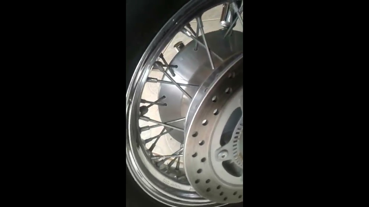 Retirada da Roda traseira da moto Shadows sem precisar tirar descarga!!!!
