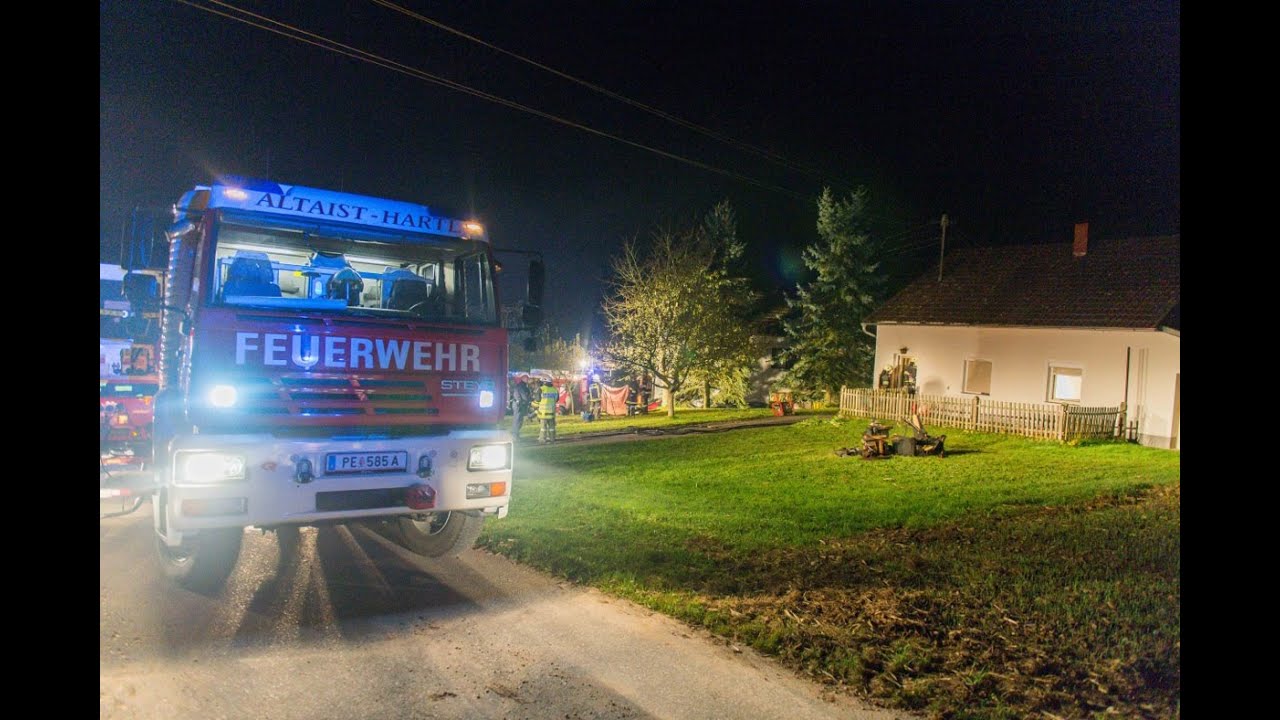 OÖ Feuerwehr rettet Mann bei Wohnungsbrand