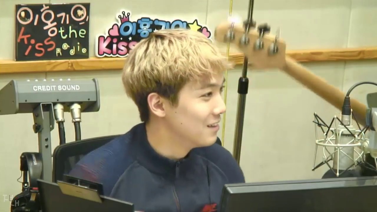 [720p]170109 DJ LeeHongGi - Kiss The Radio (FTISLAND)