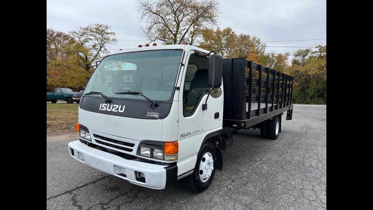 2001 Isuzu NPR 18' Stake body