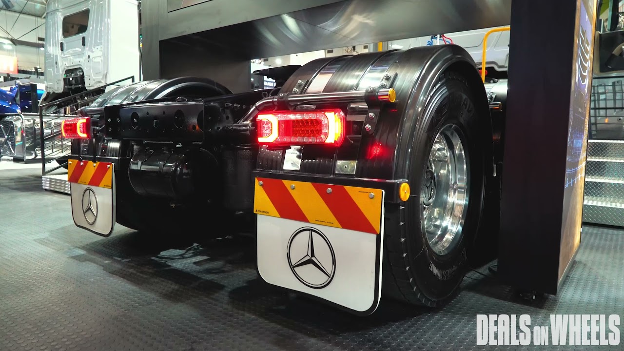 Mercedes-Benz Trucks - Brisbane Truck Show 2021 | Deals On Wheels