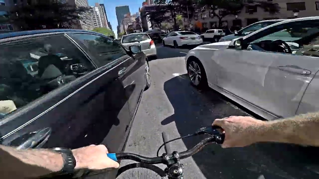 Lucidverse — NYC Traffic Threading