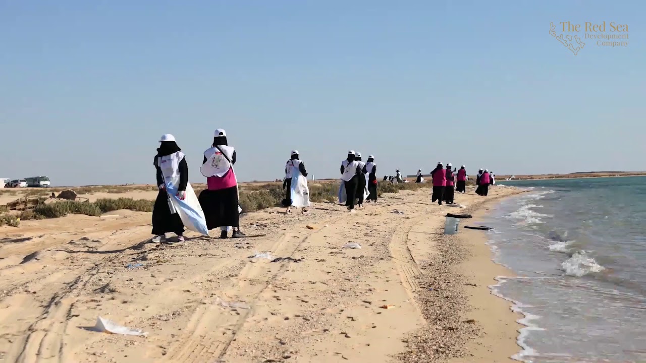 Coastal Clean up at #TheRedSea