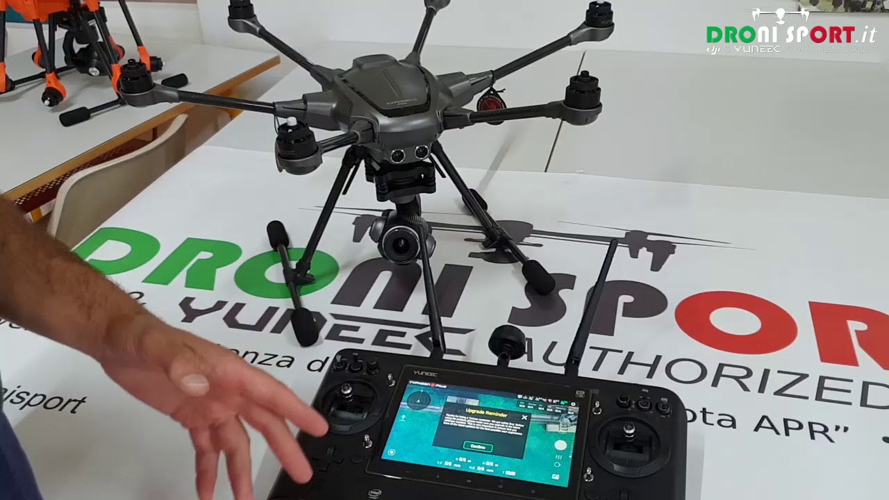 Typhoon H PLus - Primo Unboxing & Flight Test Italiano