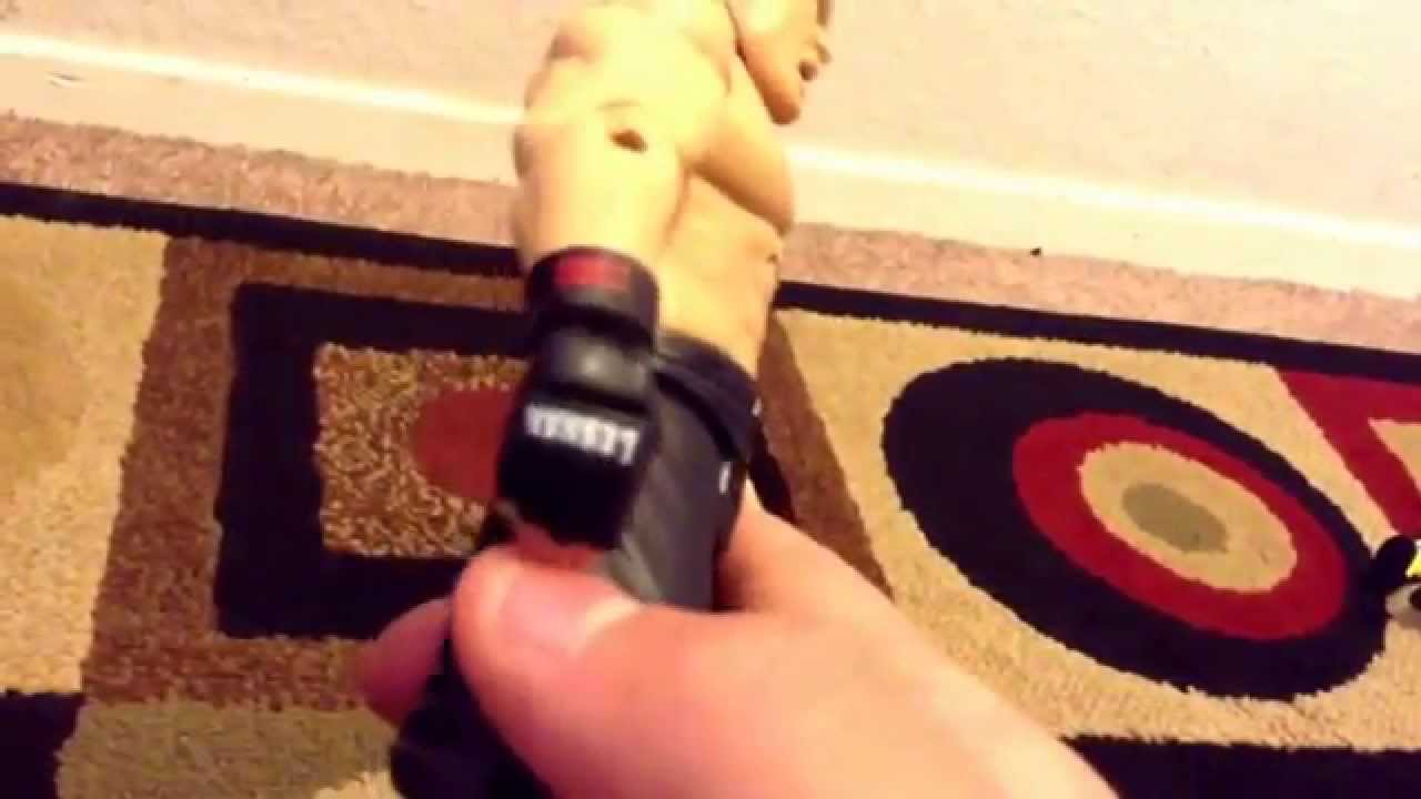 Brock Lesnar Wrestlemania 30 exclusive WWE FIGURE REVIEW