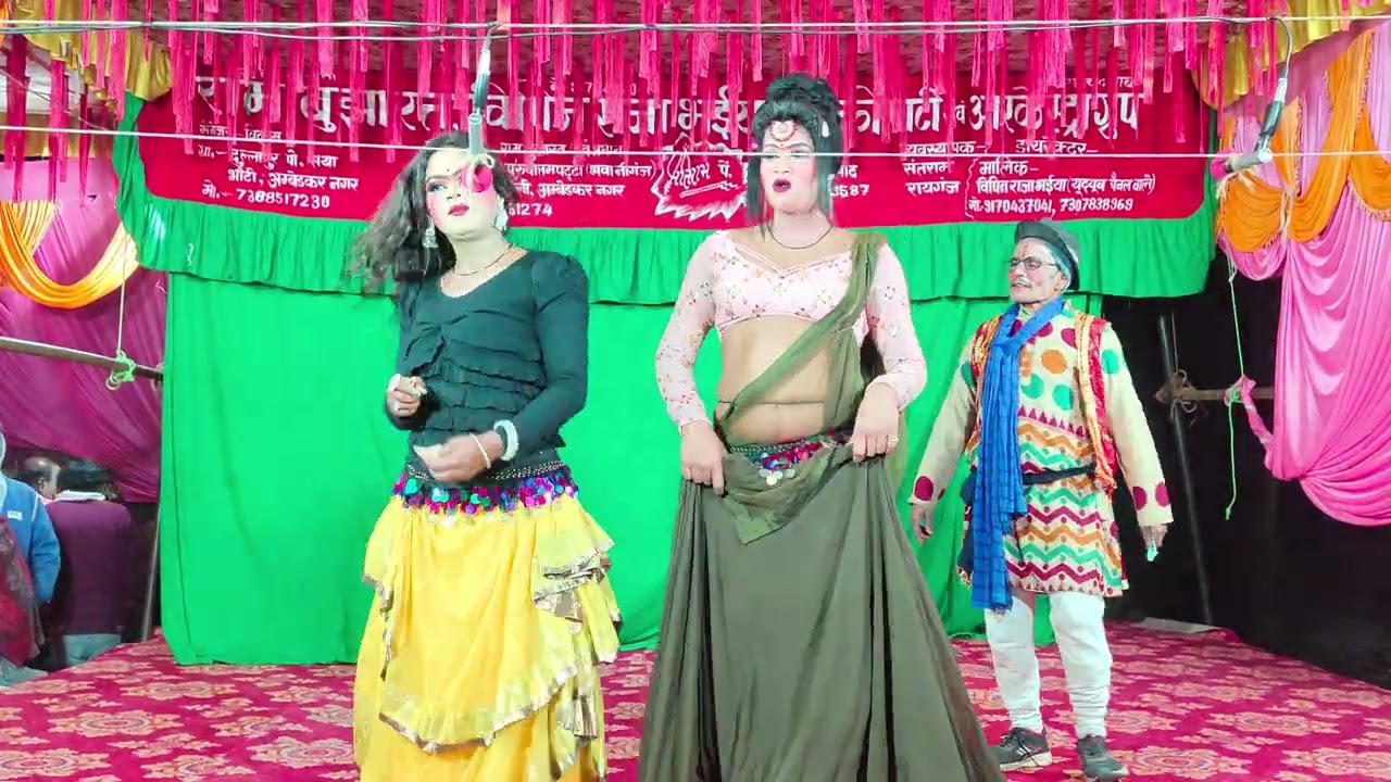 झूमेंगे गाएंगे लहरा के पियेंगे 