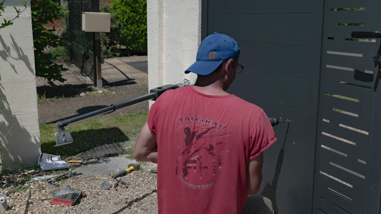 Installation of motorised arms on Casanoov design swing gates - Casanoov