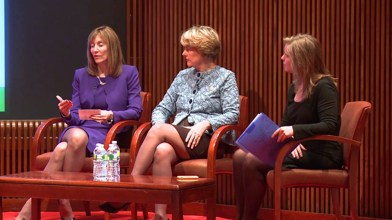 Women's Leadership Summit on the Business of Social Media panel discussion