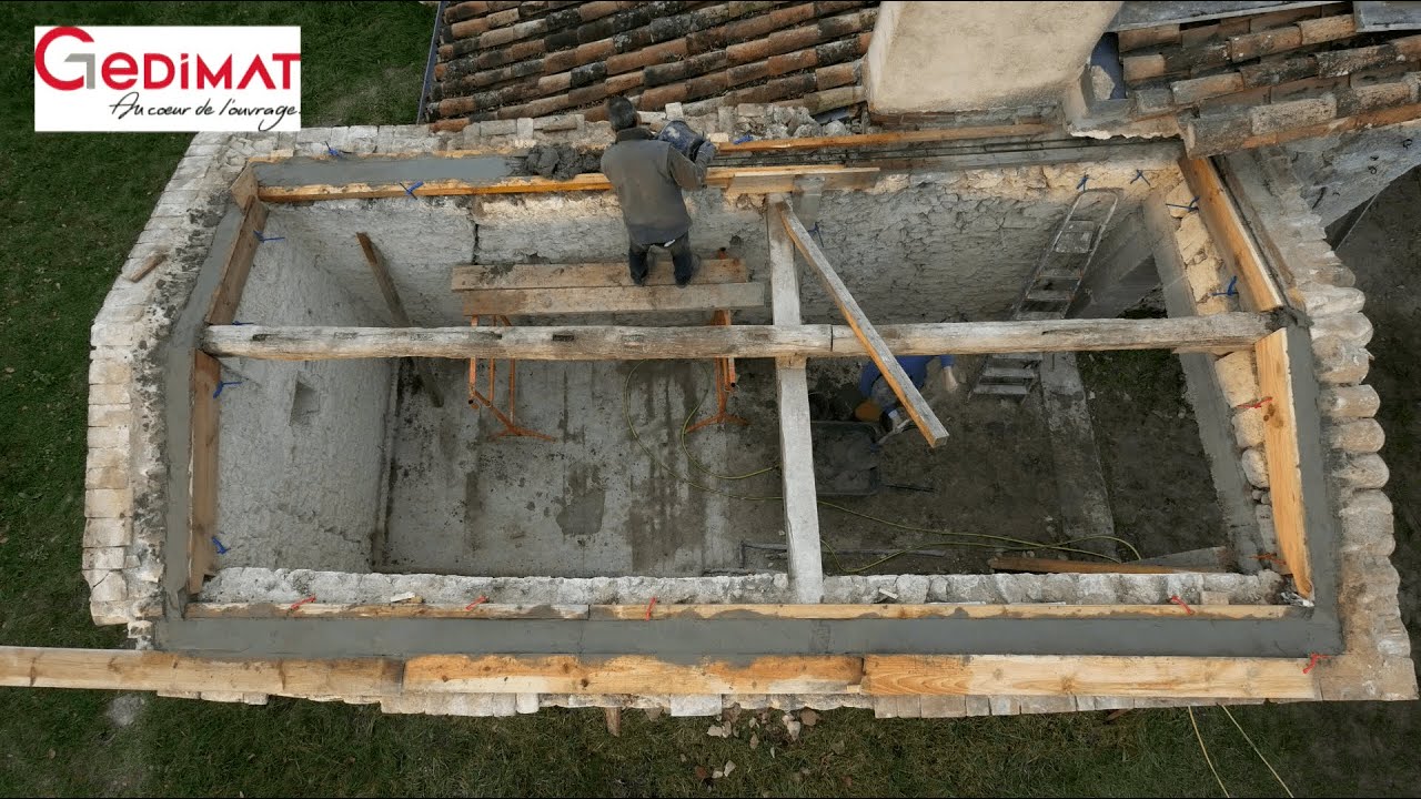 Ceinturer le haut des murs extérieurs - Ma Maison de A à Z