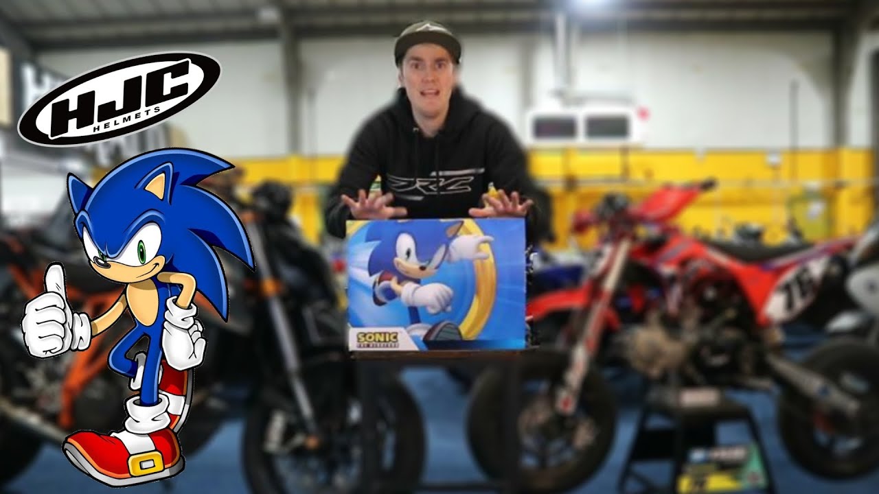 Unboxing the new HJC RPHA 11 Sonic the hedgehog helmet! #hjchelmets #hjcrpha11 #sonicthehedgehog