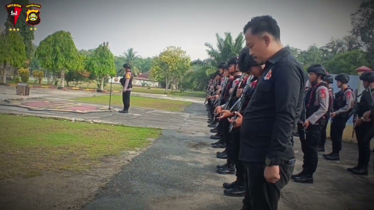 Giat Personel Melaksanakan Apel Kesatuan Arahan Dansat Brimob polda Sumsel Melalui Zoom Meeting