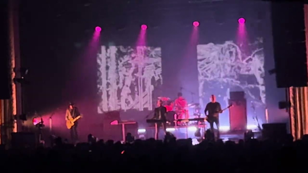 Metric - Collect Call & Front Row, Live at @MTelus Montreal Summer 2025