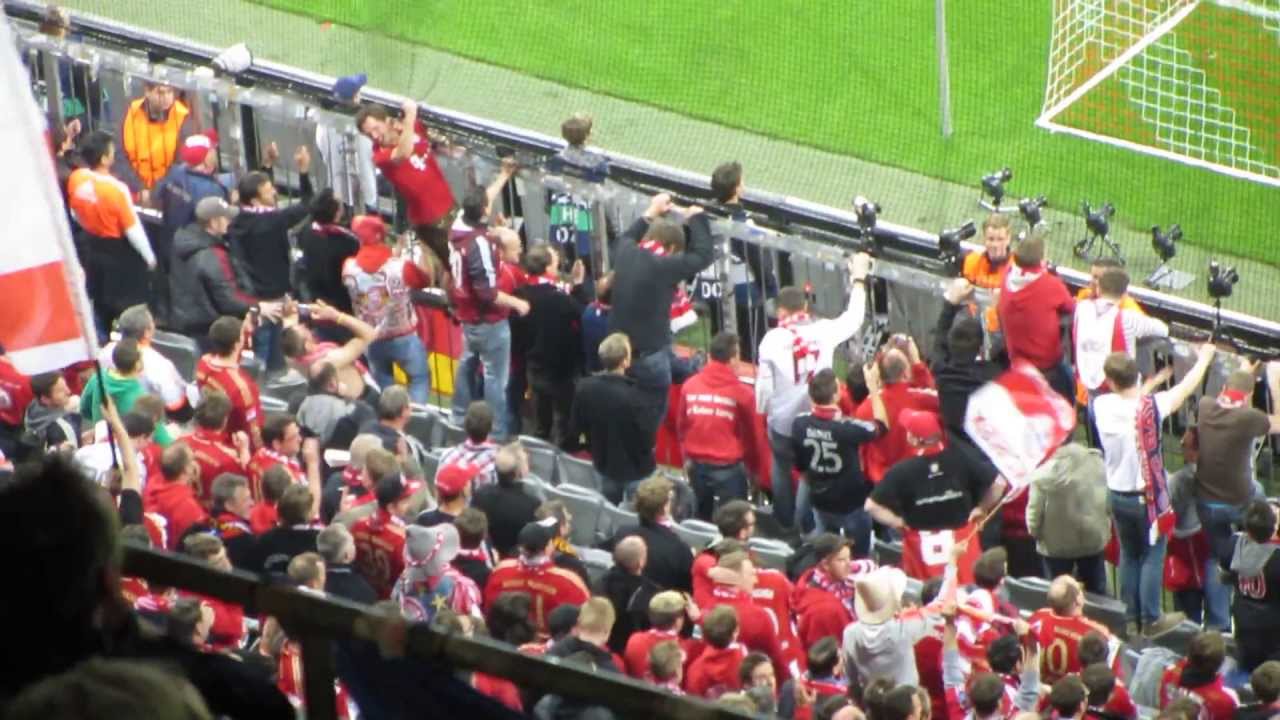 Gol de Robben 3-0 en 73' + Euforia grada que responde al speaker/Bayern Múnich 4-Barça 0
