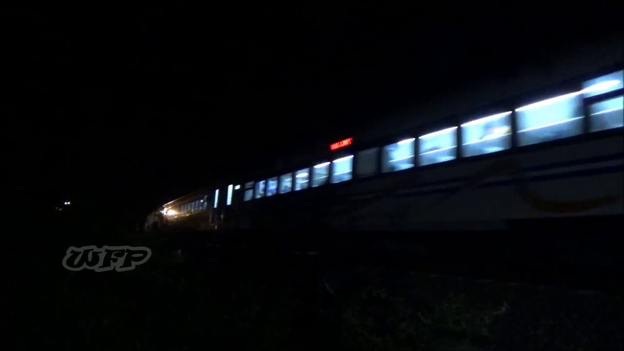 Disapa Masinis Kereta Api Indonesia Pakai Klakson Merdu Lokomotif (Semboyan 35)