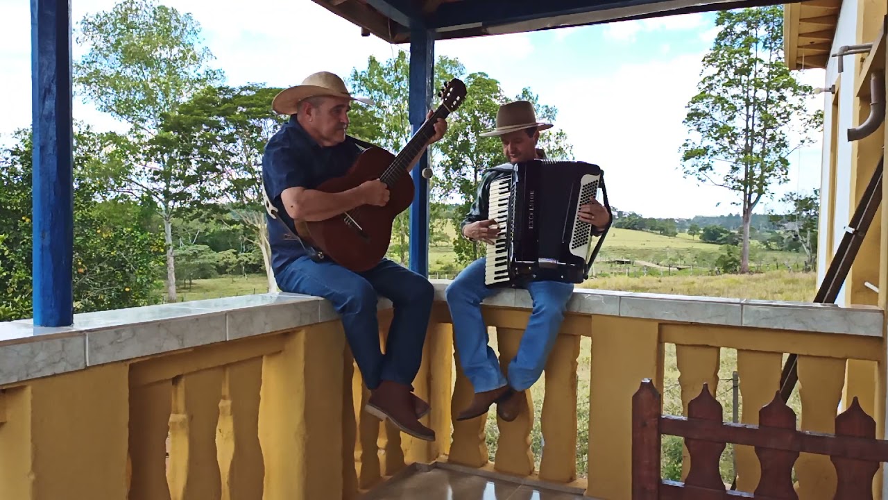 Xodozinho Sanfonando - Tocando Xotes