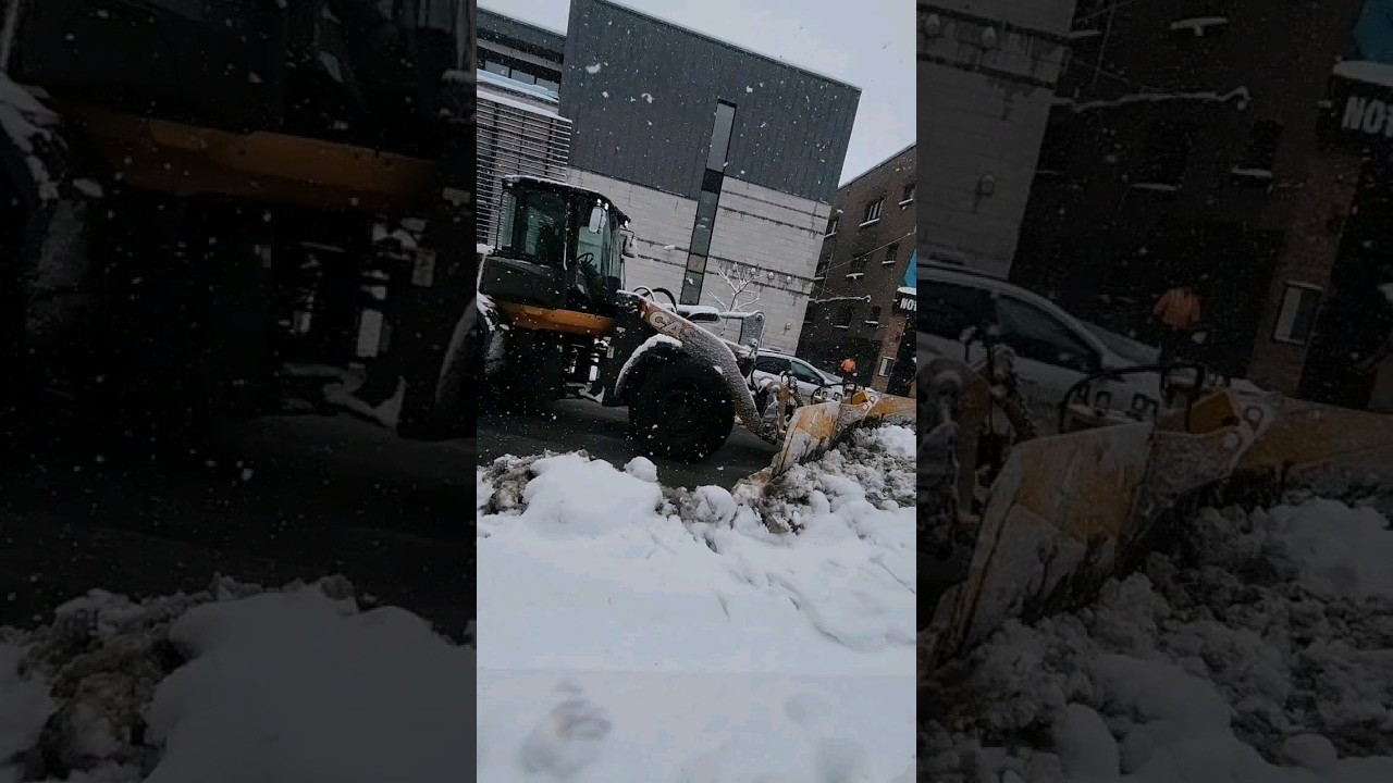 Wheel Loader Metal Pless Plow Clearing City Street