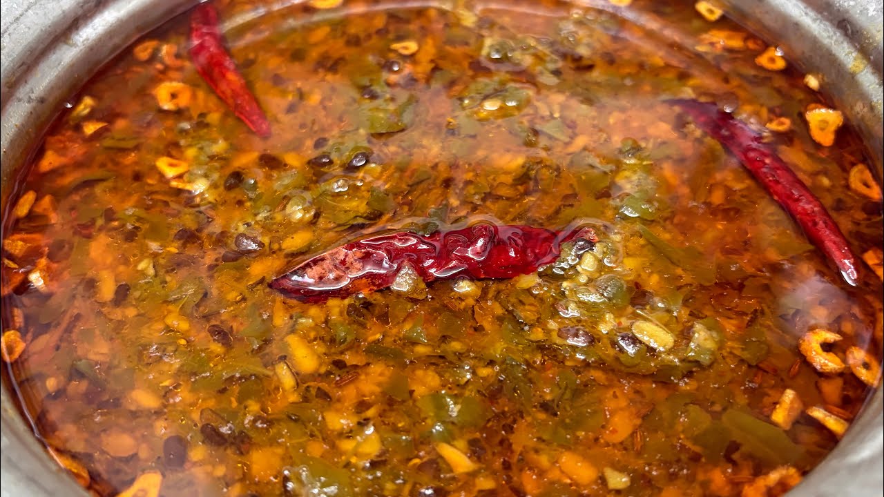 Bathua Dal Recipe | Sagpaita Recipe | Bathua Wali Urad Dal | Authentic Tadka Bathua Dal 