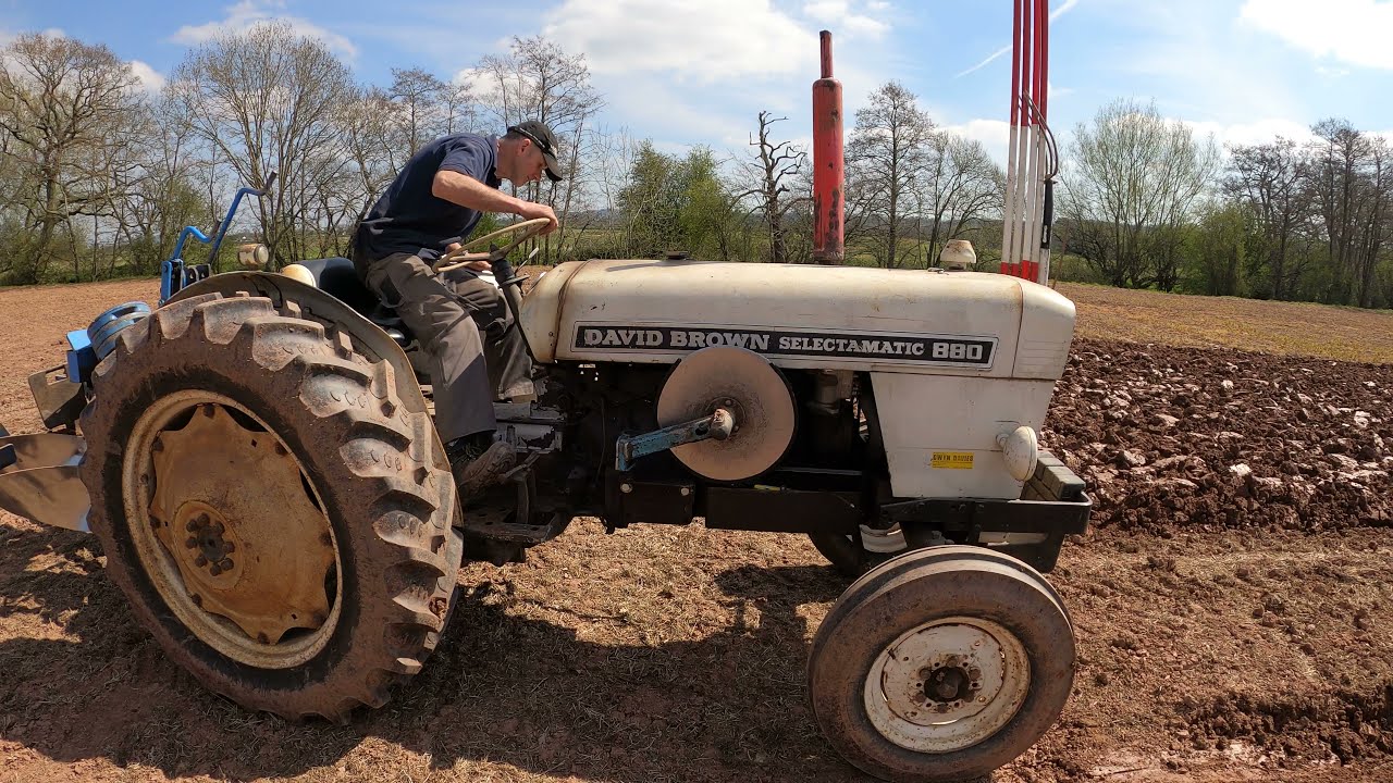 1968 David Brown 880 Selectamatic 2.7 Litre 3-Cyl Diesel Tractor (46 HP) With Ransomes Plough