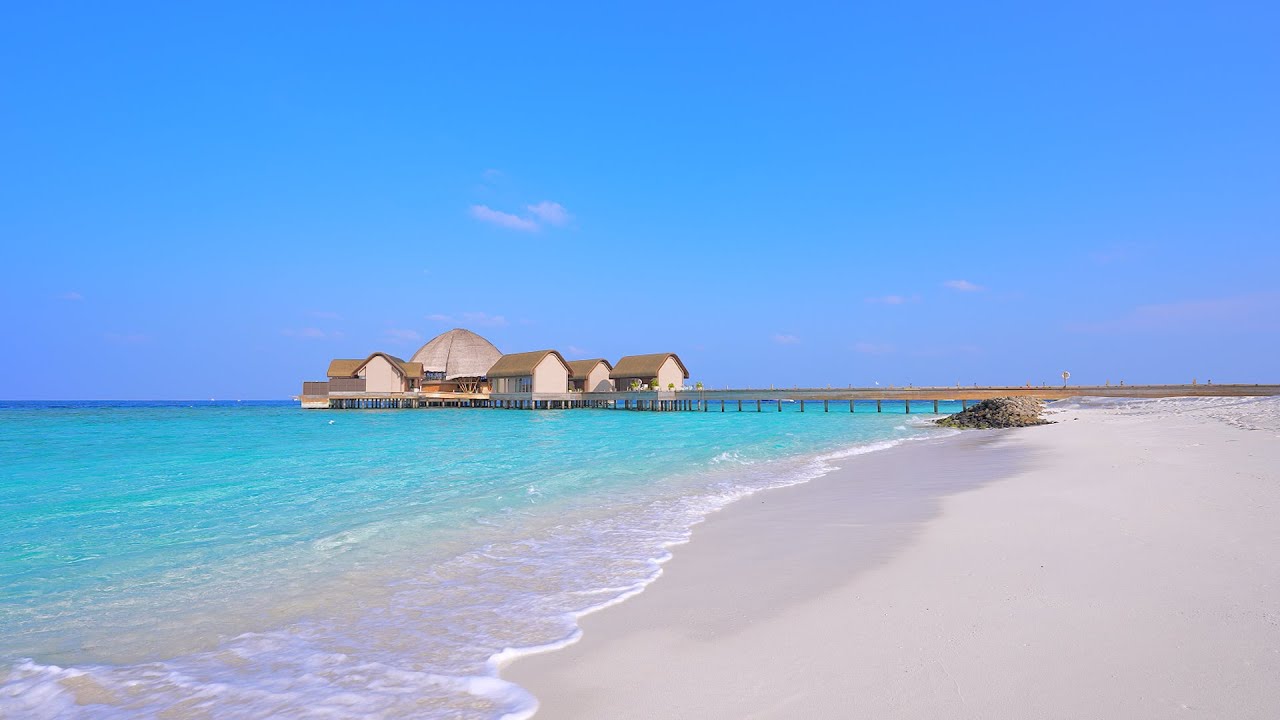 Heaven on Earth: Maldives & Ocean Waves 4K 60FPS Dolby Vision