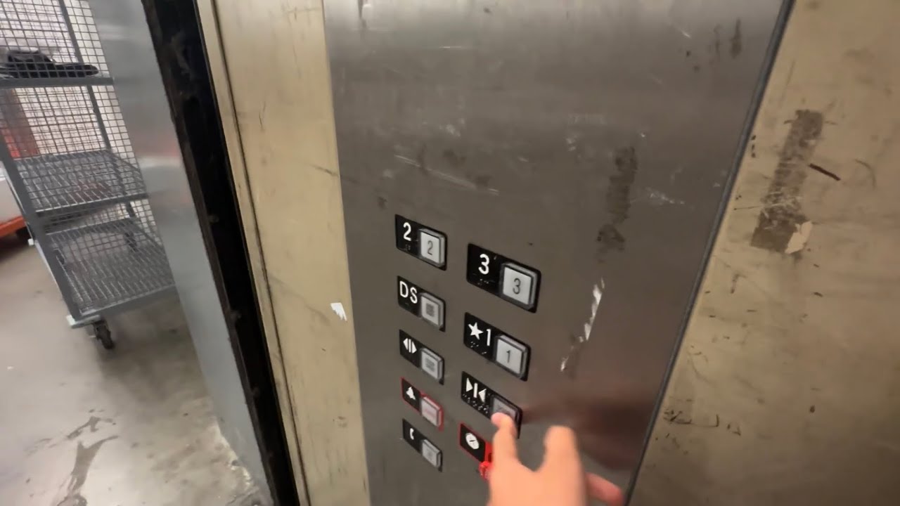 BDAY SPECIAL 2/3: Schindler/MEI Freight Elevator at Kohl’s Bella Terra in Huntington Beach, CA