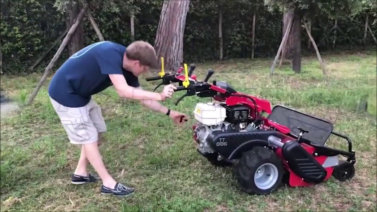 Tondeuse débroussailleuse à fléaux autotractée GINKO MGM TT 886 - Démonstration