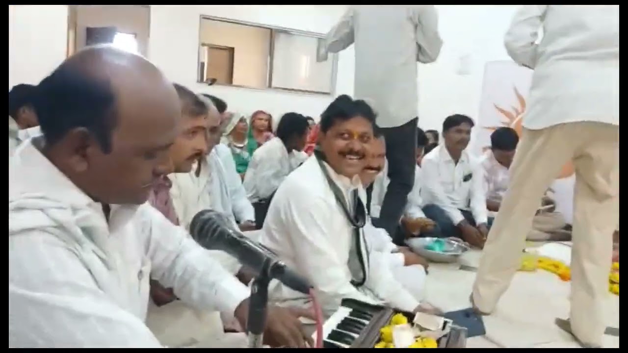સાહેબ બંદગી કબીર બીજક આશ્રમ ક્વાંટ કબીર મંદિર નવા વર્ષ નિમિત્તે કાર્યક્રમ યોજવામાં આવ્યો સાહેબ બંદગી