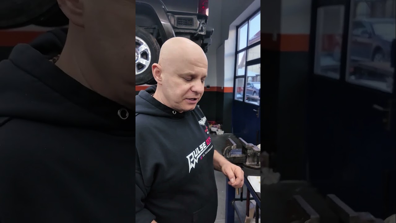 Kiedy pierwszy raz wymienić olej w nowym aucie?💡 #motoryzacja #serwis #newcar #poradnikmotoryzacyjny