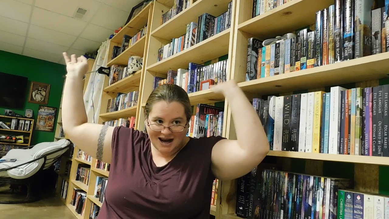 Shelly Laurenston Mega Review