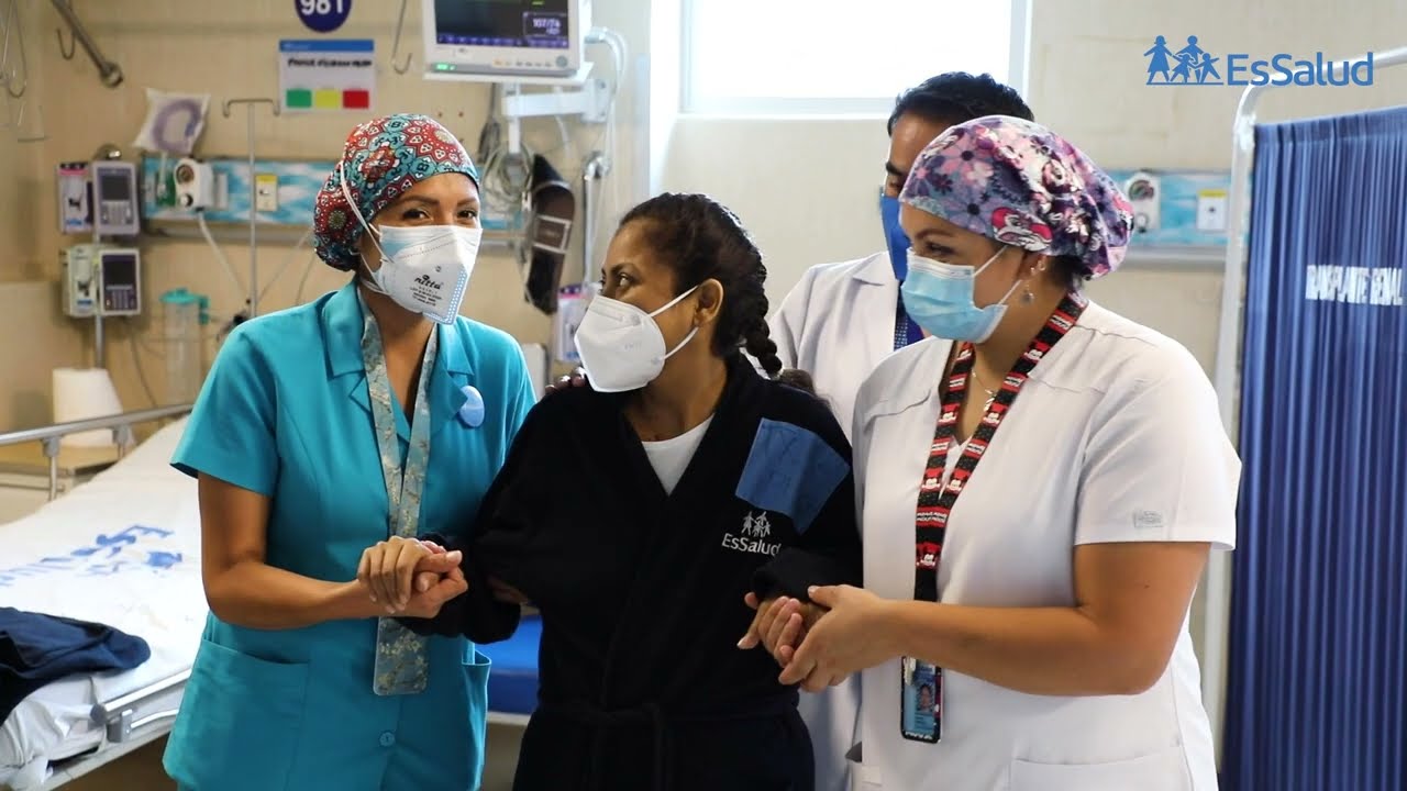 Mayra vence la cirrosis gracias a trasplante hepático realizado en el Hospital Almenara de EsSalud.
