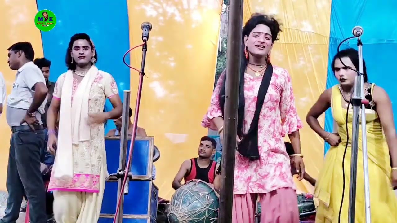 झूमेगे गजल गायेगे लहरा के पियेगे कन्या, इम्तयाज, अजय डान्सर