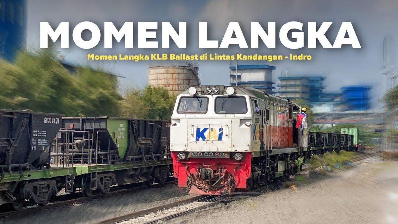MOMEN LANGKA! KERETA API KLB BALLAST KRICAK TEBAR DI JALUR KERETA API EKSTRIM KANDANGAN - INDRO