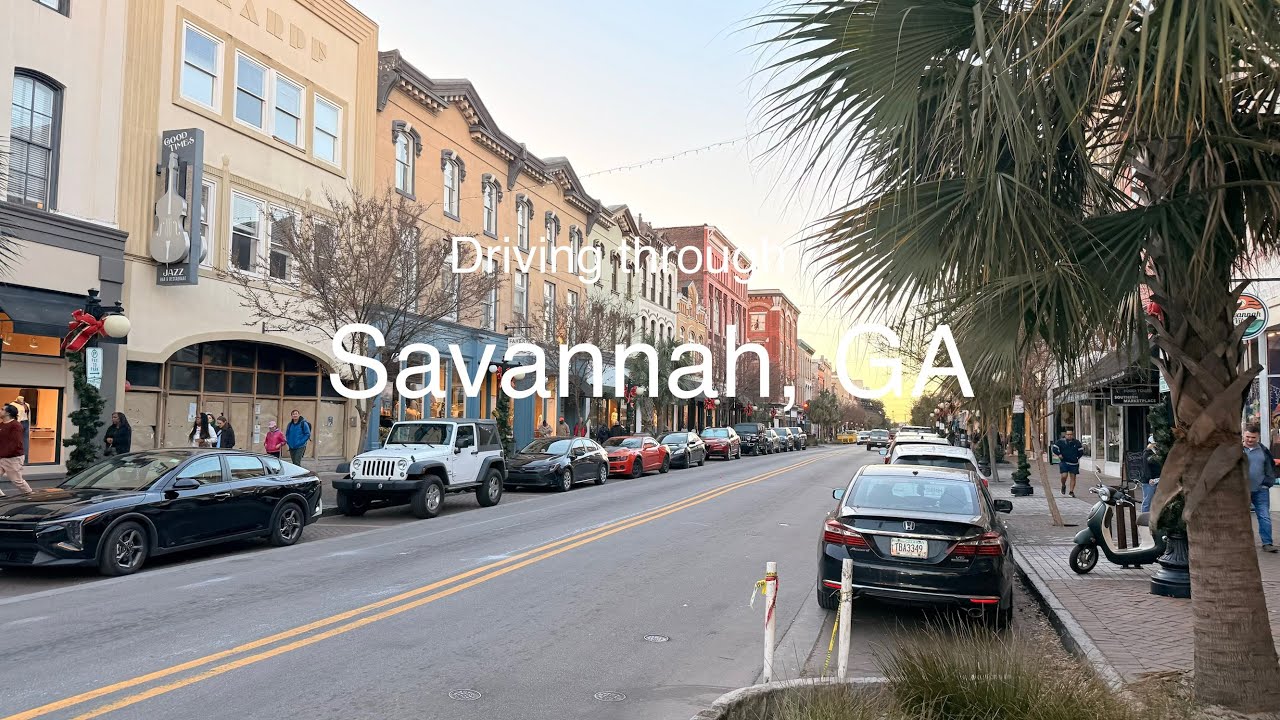 Savannah,GA Driving Tour: Historic Downtown and Historic Squares