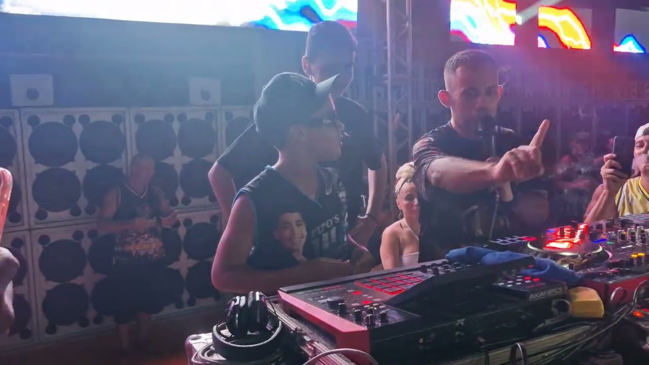 DJ Bicudo DJ Vitor GTR e DJ Marcelin #djvitorgtr #dj #funkdaantiga #funkbrasil