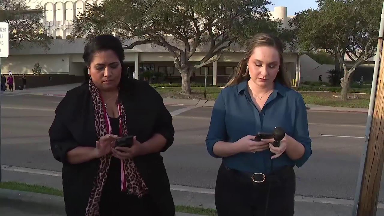 Uvalde school shooting trial | LIVE