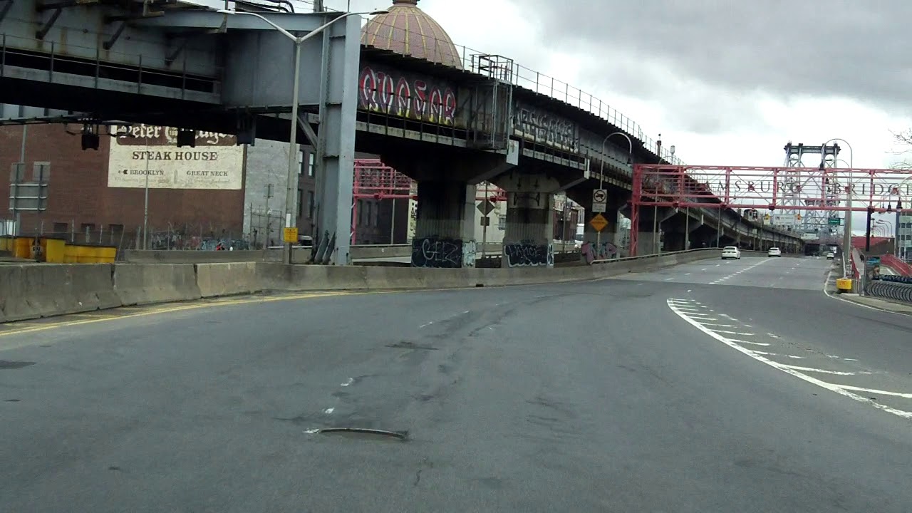 Williamsburg Bridge (Inner Roadway)/Kosciuszko Bridge south/westbound