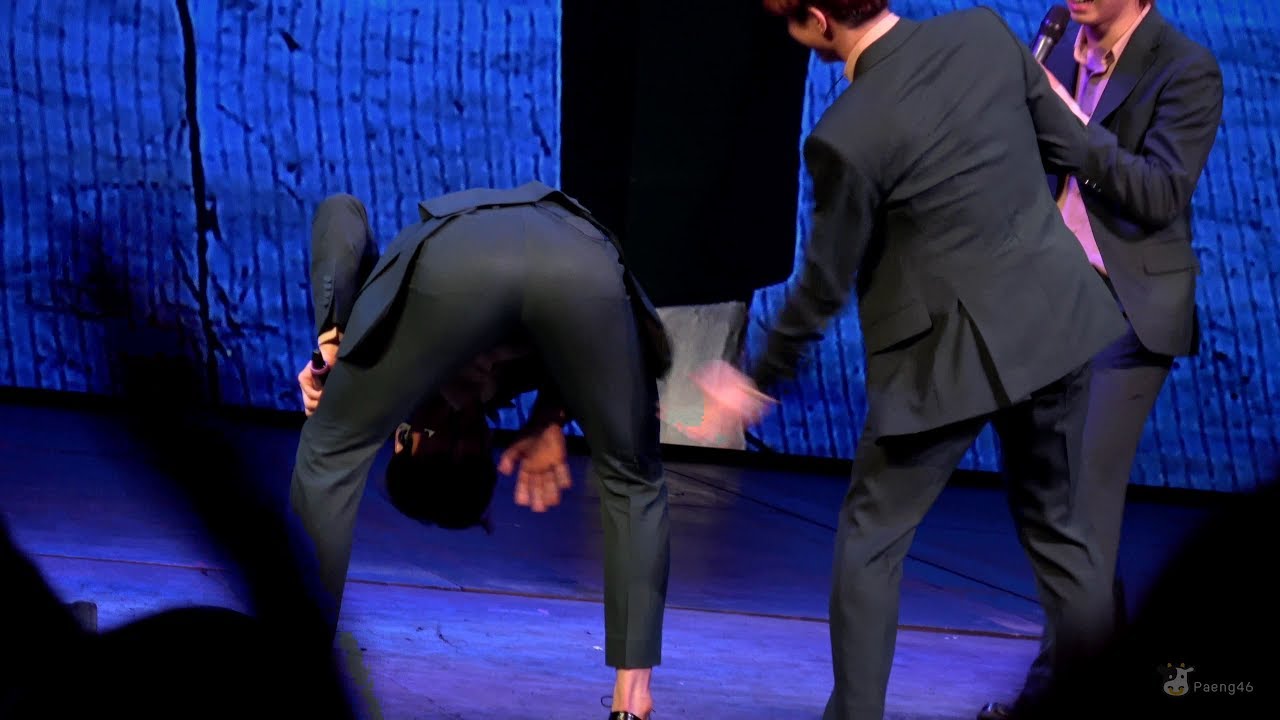 180303 Astro Fanmeeting in BKK - Speak Thai แอบมองเธออยู่นะจ๊ะ 아스트로 직캠