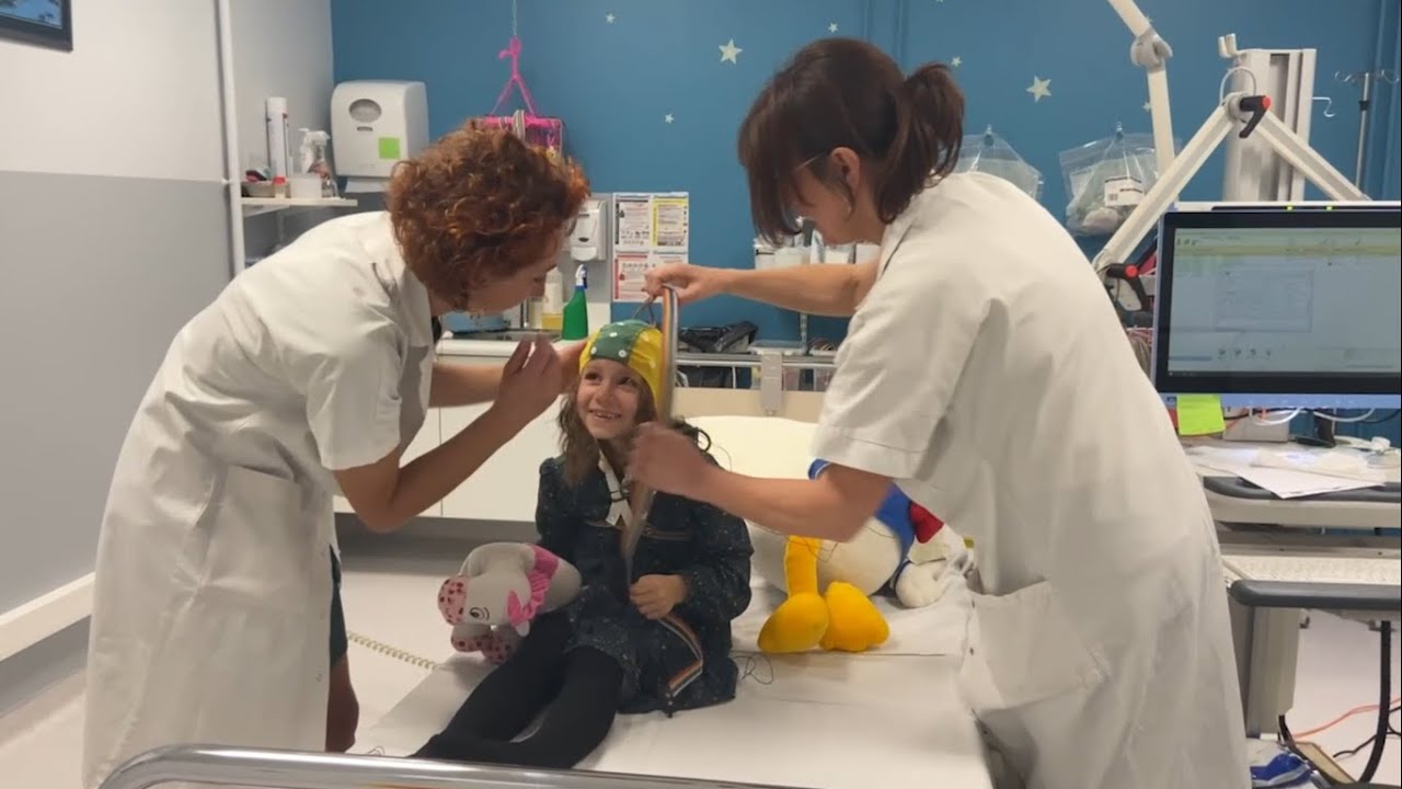 Les examens d'électro-encéphalographie (EEG) à Avranches expliqués aux enfants