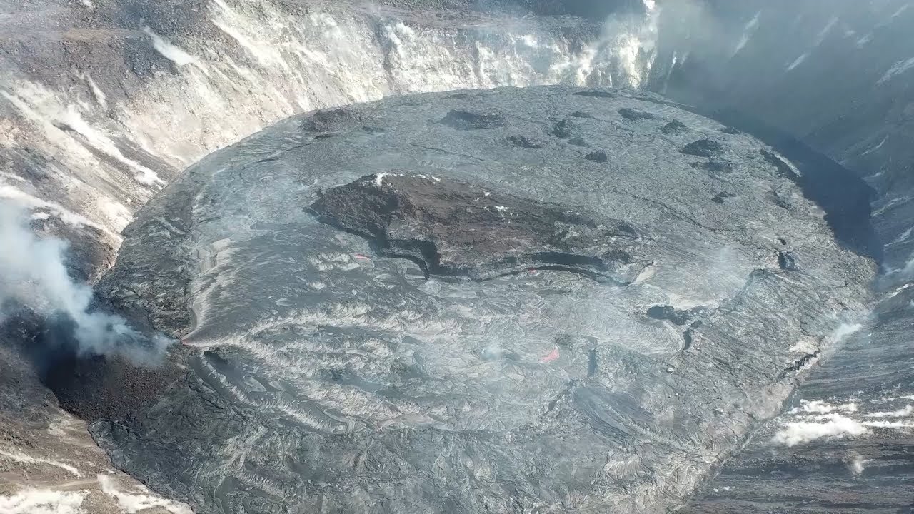 Halema'uma'u Lava Lake (Using UAS) - Kīlauea Volcano