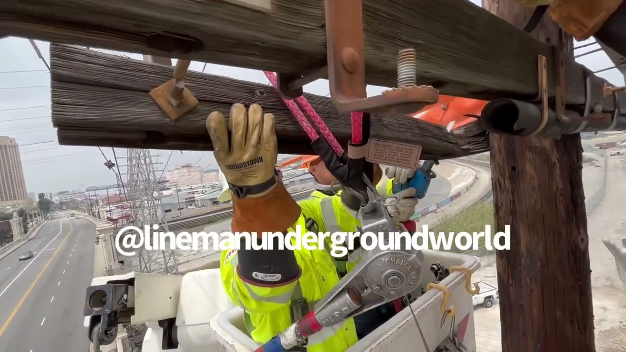 Remove broken arm and install new transformer