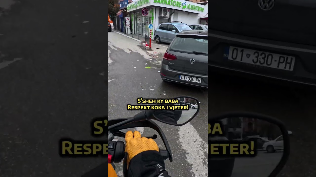 Nearly accident with this old car driver #peterwithmotorcycle #accident #motovolgger