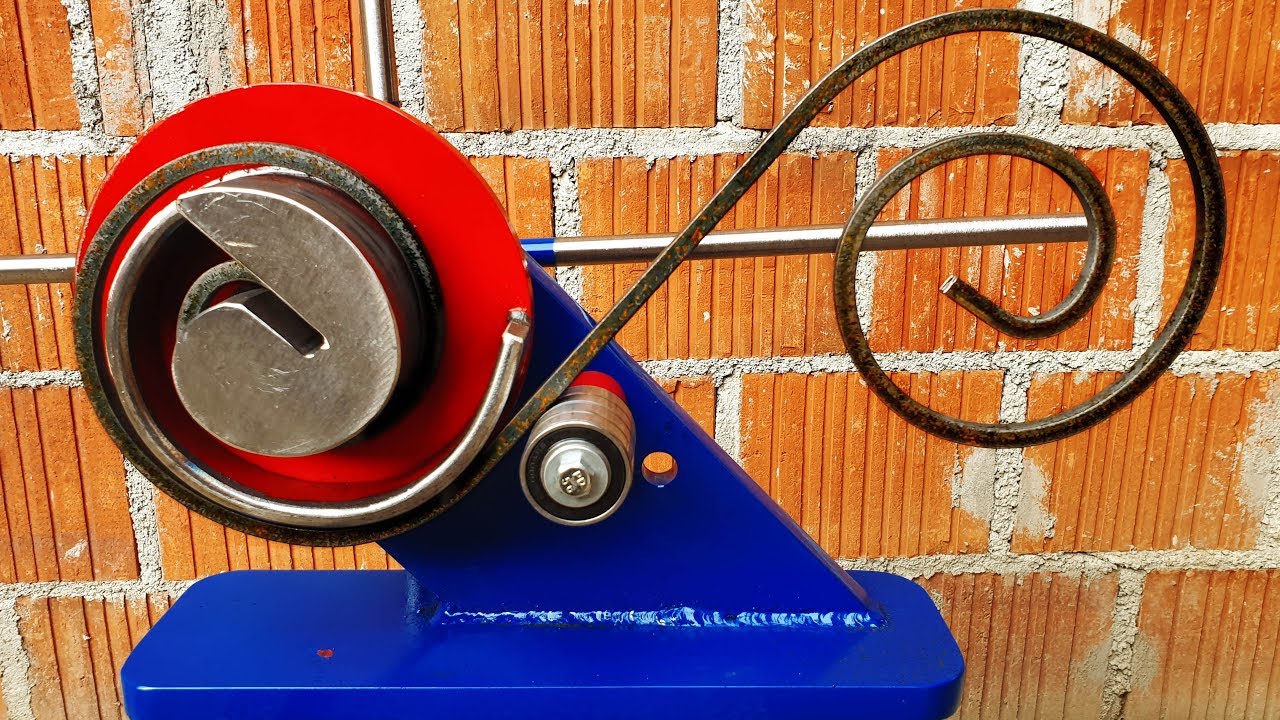 DIY Metal Scroll Bender