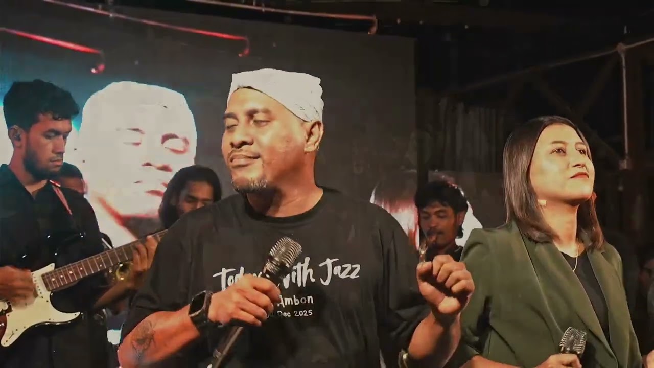 Belang Musika Maluku - Goro-Gorone (Live Performance) at Caffe Teluk Indah
