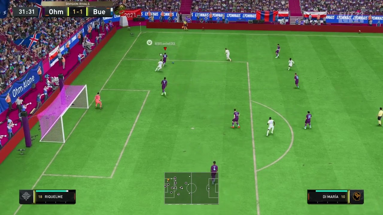 Hunter is bad at FIFA