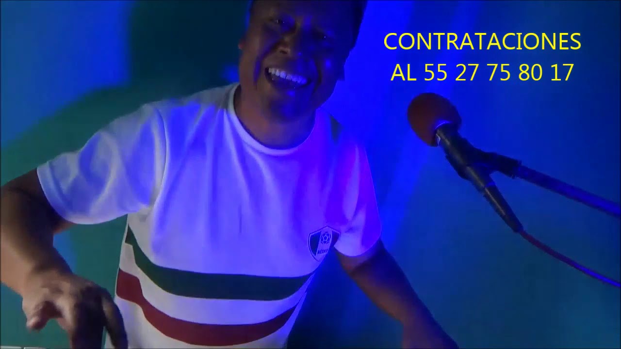 tecladista de mexico - versatil para todo tipo de fiestas cantando EL PAJARO CARDENAL